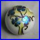 1975-Orient-Flume-Art-Glass-White-Paperweight-WithBlue-Iridescent-Flowers-Signed-01-iq