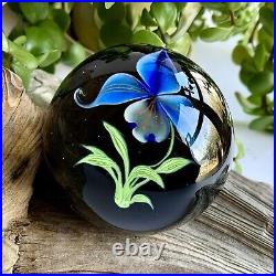 1985 Grant Randolph Studios Blue Iris Handblown Art Glass Round Paperweight