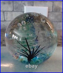 1999 Signed Johnathan Winfisky Round Seascape Art Glass Paperweight