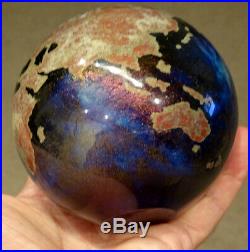 2002 STUNNING! LUNDBERG STUDIOS Art Glass EARTH GLOBE 3.75 Magnum Paperweight