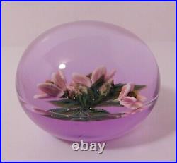 Astounding Signed William Manson Jr. 3 Pink & White Wild Roses Glass Paperweight