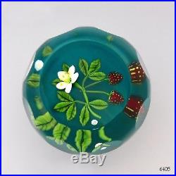 Caithness Glass (Manson) LE Strawberry 1992 paperweight + box / presse papiers