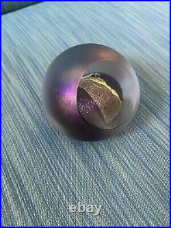 Captivating Robert Eickholt signed Paperweight Dichroic Art Glass 1993