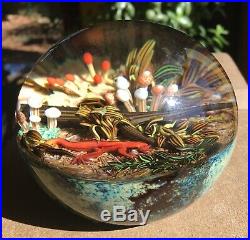 Cathy Richardson lizard Art Glass paperweight
