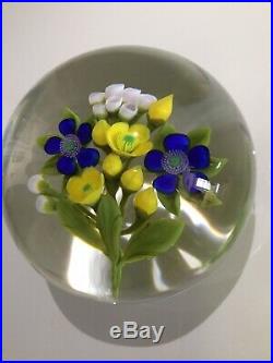 David & Jon Trabucco 1990 Flowers White, Blue And Yellow Large Glass Paperweight