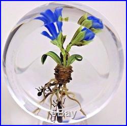Exquisite PAUL STANKARD Blooming FLOWERS, ANTS & HONEYBEE Art Glass Paperweight