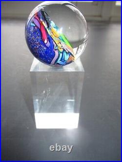 Fantastic DOUG SWEET Art Glass lampwork 2 MARBLE withLucite stand