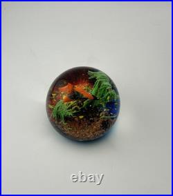 Fish Aquarium Paperweight Murano (withsticker) Italy Art Glass 2.5 Vintage