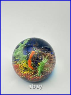 Fish Aquarium Paperweight Murano (withsticker) Italy Art Glass 2.5 Vintage