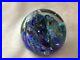 Jim-Karg-Art-Glass-Beautifully-Colored-2-75-Paperweight-01-bjpe