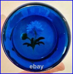 KEN ROSENFELD Exquisite Flower Art Glass PAPERWEIGHT On Cobalt Blue Base 2000