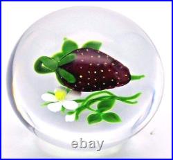 LARGE Fantastic VICTOR TRABUCCO Huge Ripe STRAWBERRY Art Glass PAPERWEIGHT