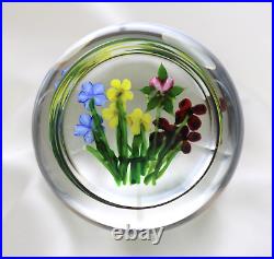 LOVELY Debbie TARSITANO Colorful Floral Bouquet Art Glass Paperweight