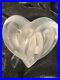 Lalique-Coeur-Entwined-Heart-Frosted-Clear-Crystal-Paperweight-Figurine-01-qed