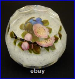 Large 2004 Victor Trabucco Glass Fancy Cut Faceted Flowers & Berries Paperweight