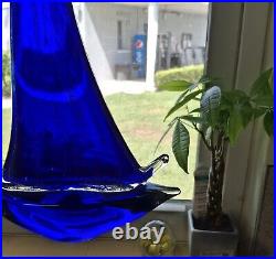 Large Cobalt Blue Glass Art Sailboat Paperweight Gia Or Murano Unmarked