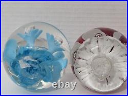 Lot Of 4 Joe St Clair Flower Burst Art Glass Paperweights