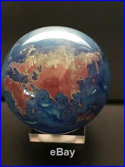 Lundberg Studios Glass Earth Globe with Base, Mint Condition, 3.5 inches
