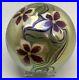 Orient-And-Flume-Floral-Glass-Paperweight-1976-01-yrir