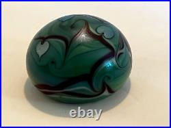 Orient and Flume Studio Art Glass paperweight Hearts and Vines