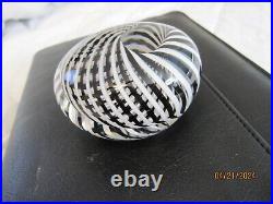 PAUL HARRIE Black & White Art Glass round Paperweight Signed -3 x 2 MINT