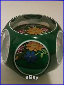 PERTHSHIRE PAPERWEIGHT GREEN DOUBLE OVERLAY BOUQUET 1996F WithBOX AND CERTIFICATE