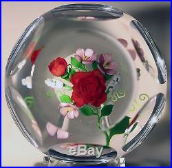 STUNNING Magnum VICTOR TRABUCCO Glass Art RED ROSE BOUQUET Faceted PAPERWEIGHT