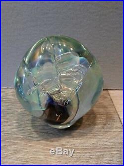 Signed ROBERT EICKHOLT 2000 Art Glass paperweight RV3