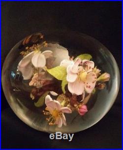 Unique Signed Paul Stankard Paperweight Root People Bee Ant Lavender Flower Mint