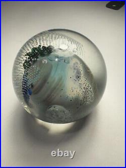 Vintage 1990 Glass Josh Simpson Signed Paperweight 2.5 inch diameter. 805 lbs