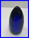 Vintage-Art-Glass-Cobalt-Blue-Glass-Bullet-Shape-Large-Paperweight-Unique-01-lwhg