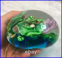 Vintage Large Art Glass Frogs Lilypad Flower Paperweight Unusual