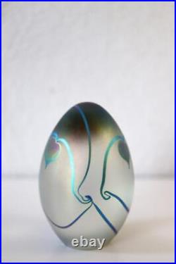 Vintage Robert Eickholt Signed Iridescent Heart Art Glass Paperweight 1987