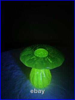 Vintage Uranium/vaseline Glass Mushroom Paperweight 3.5 Glows Med Green/yellow