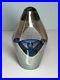 Youghiogheny-Art-Glass-Paperweight-Obelisk-Blue-Illusion-5-8-Tall-Signed-2002-01-wzv